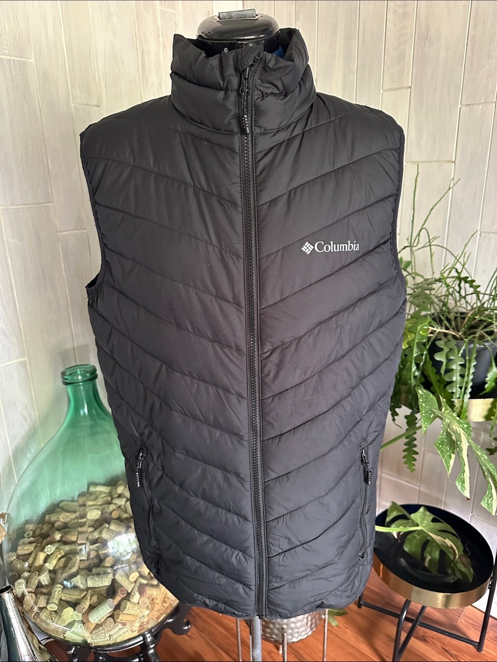 Columbia Black Quilted Insulated Vest